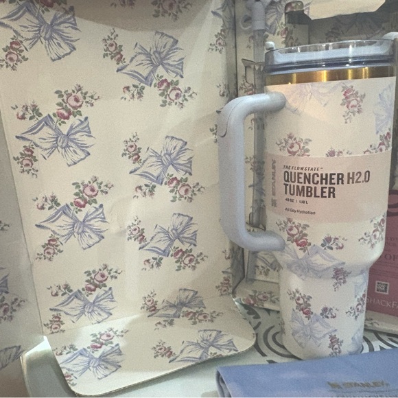 Stanley x Love Shack Fancy Quencher 40 oz Rosa Beaux Blue NIB! - Picture 3 of 6